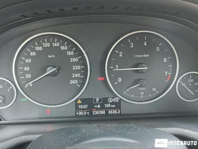 BMW X3 2.8i 39 interauto-car