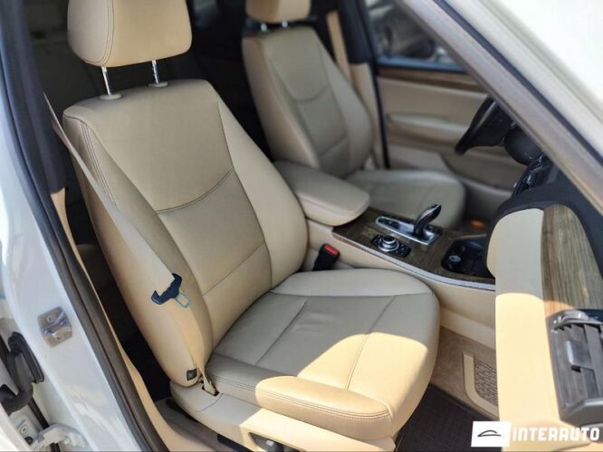 BMW X3 2.8i 35 interauto-car