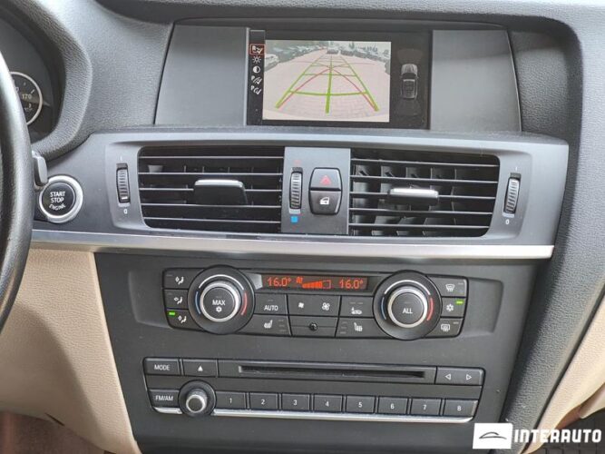 BMW X3 2.8i 40 interauto-car