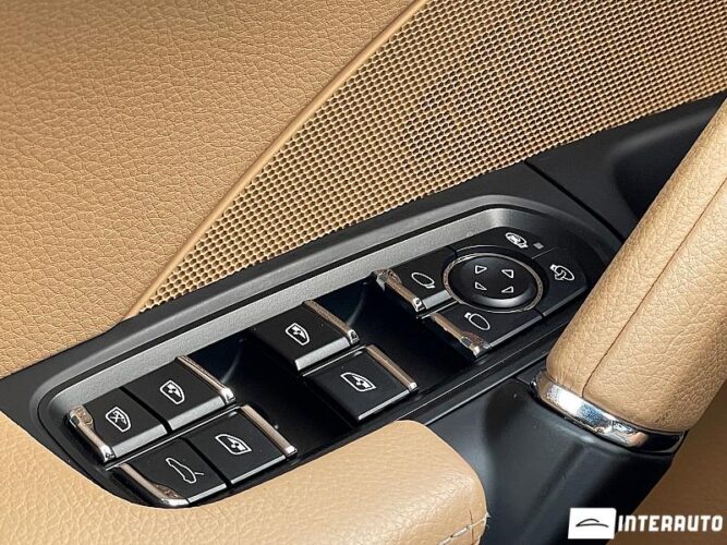 Porsche Cayenne S Hybrid 39 interauto-car