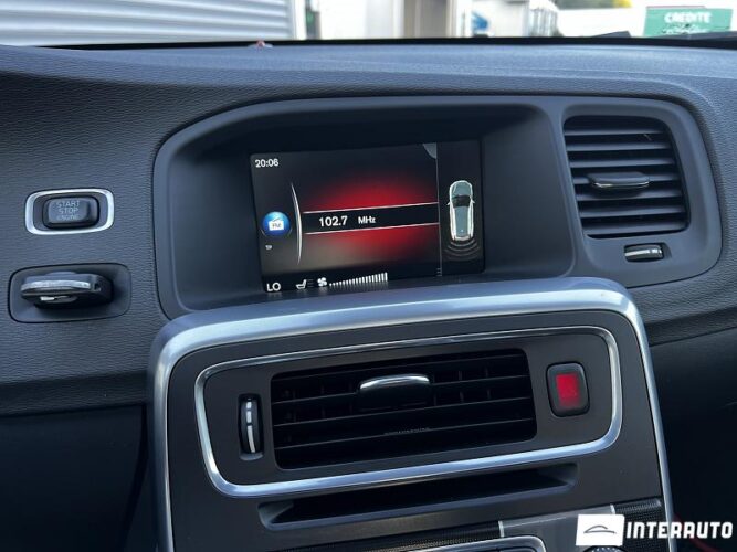 Volvo V 60 41 interauto-car