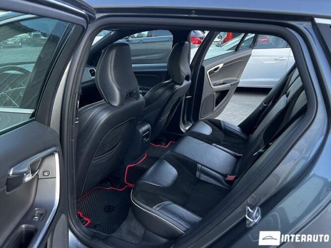 Volvo V 60 37 interauto-car