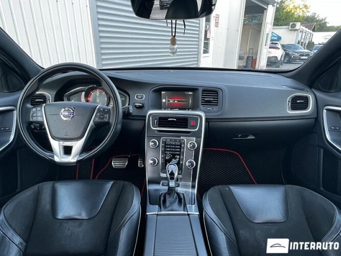 Volvo V 60 39 interauto-car