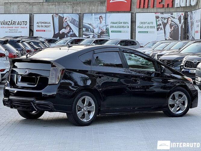 Toyota Prius 33 interauto-car
