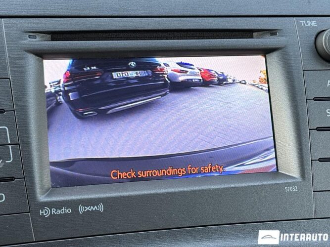 Toyota Prius 40 interauto-car