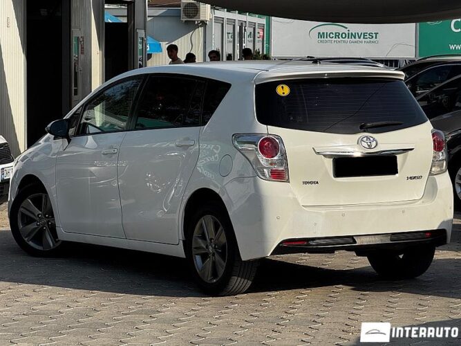Toyota Verso 32 interauto-car