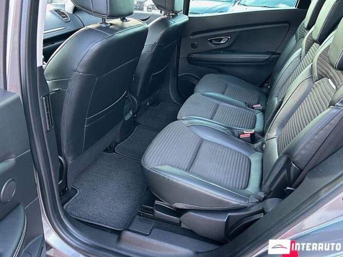 Renault Grand Scenic 44 interauto-car