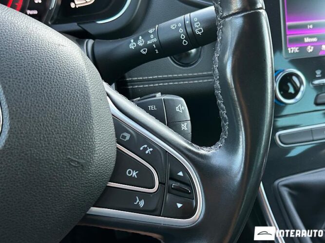 Renault Grand Scenic 38 interauto-car