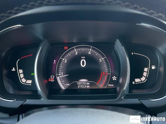 Renault Grand Scenic 39 interauto-car