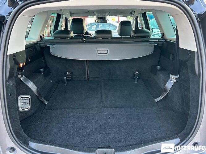 Renault Grand Scenic 47 interauto-car