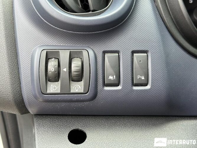 Opel Vivaro 32 interauto-car