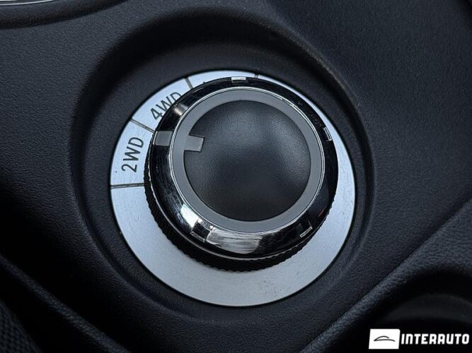 Mitsubishi ASX 46 interauto-car