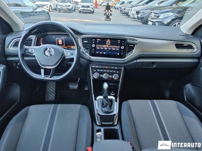 Volkswagen T-Roc 40 interauto-car