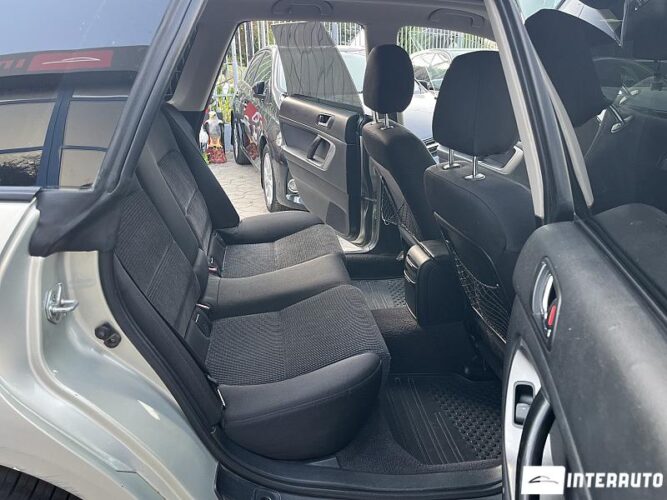 Subaru OUTBACK 36 interauto-car