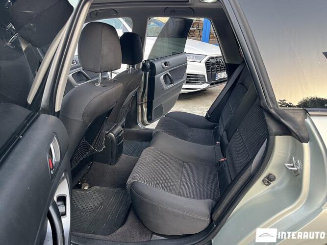 Subaru OUTBACK 35 interauto-car