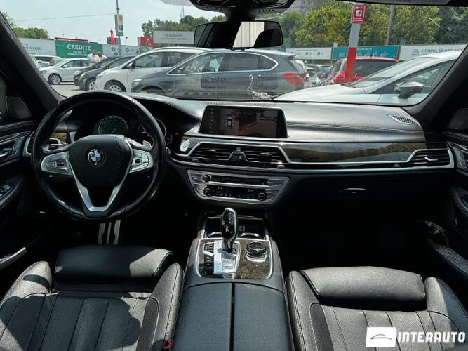 BMW 740 43 interauto-car