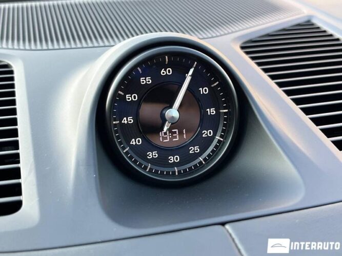 Porsche Cayenne S Coupe 41 interauto-car