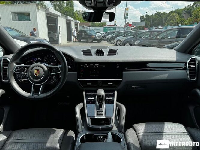 Porsche Cayenne E-Hybrid Coupe 44 interauto-car