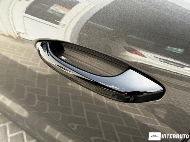 Porsche Cayenne E-Hybrid Coupe 62 interauto-car