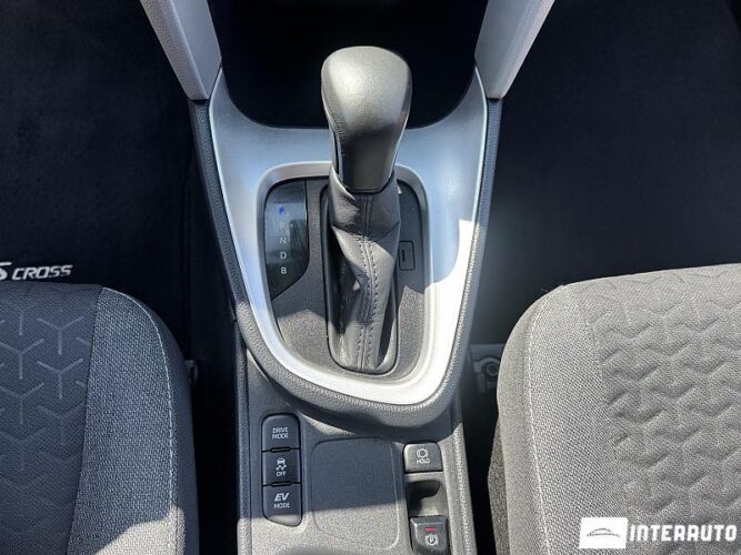 Toyota Yaris Cross 41 interauto-car