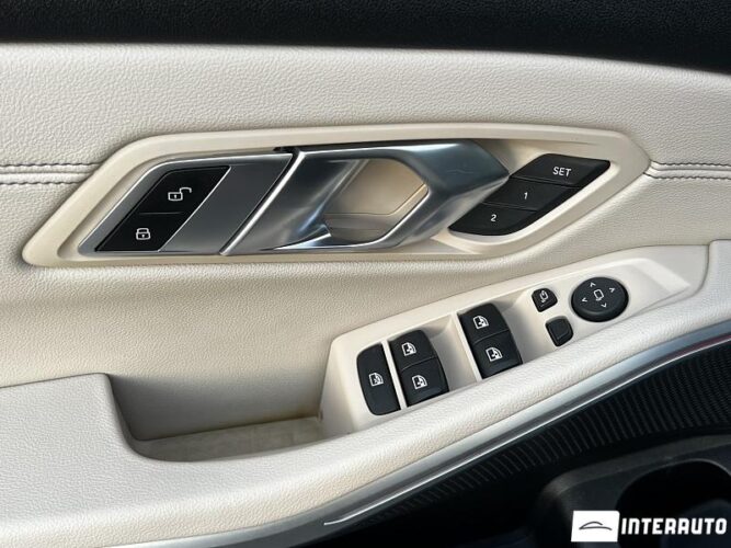 BMW 330 53 interauto-car
