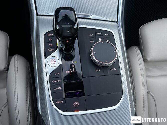 BMW 330 52 interauto-car