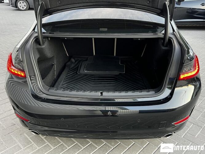 BMW 330 58 interauto-car