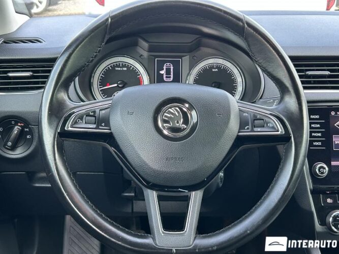 Skoda Octavia 43 interauto-car