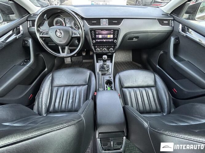 Skoda Octavia 40 interauto-car