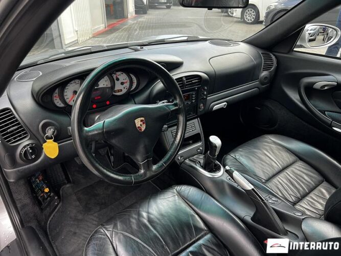 Porsche 911 Carrera 31 interauto-car