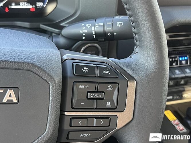 Toyota Land Cruiser Prado 49 interauto-car