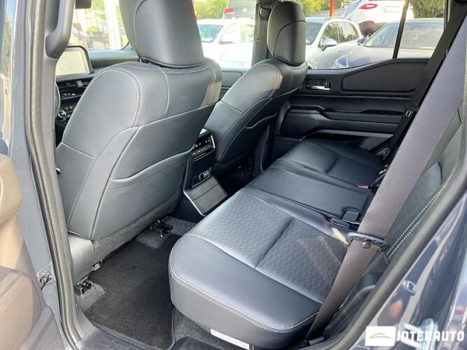 Toyota Land Cruiser Prado 58 interauto-car