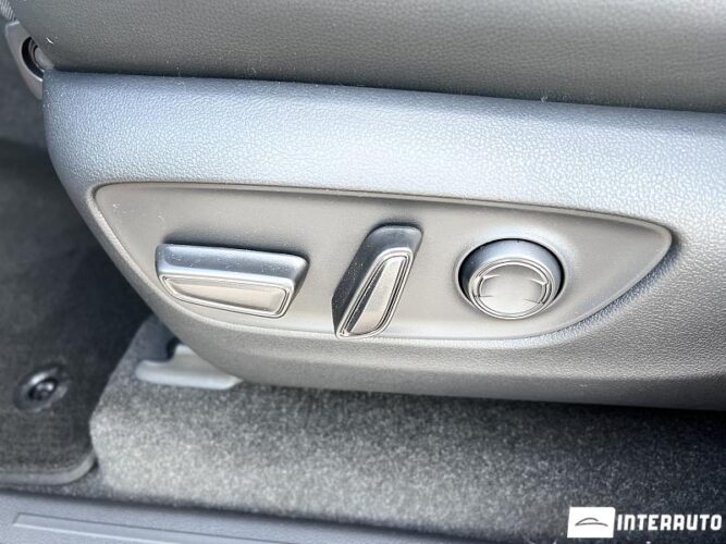 Toyota Land Cruiser Prado 57 interauto-car