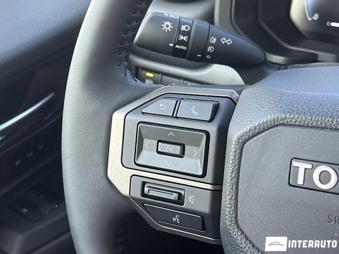 Toyota Land Cruiser Prado 48 interauto-car