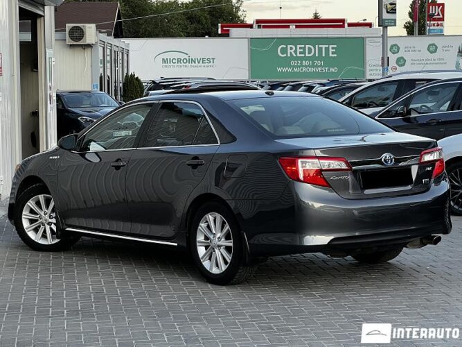 toyota Camry 2012