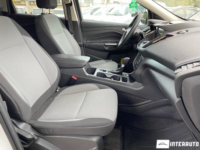 Ford Escape 46 interauto-car