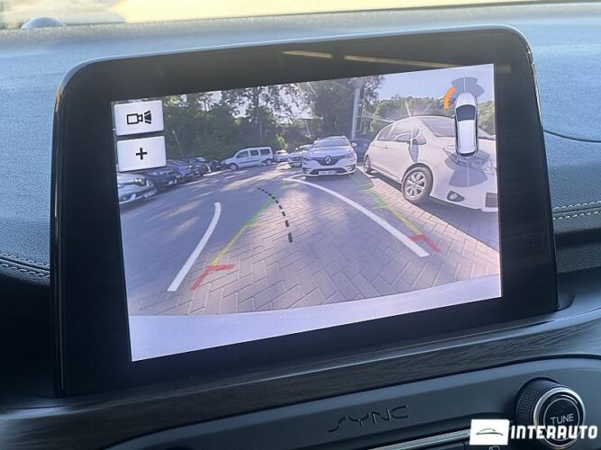 Ford Focus 43 interauto-car