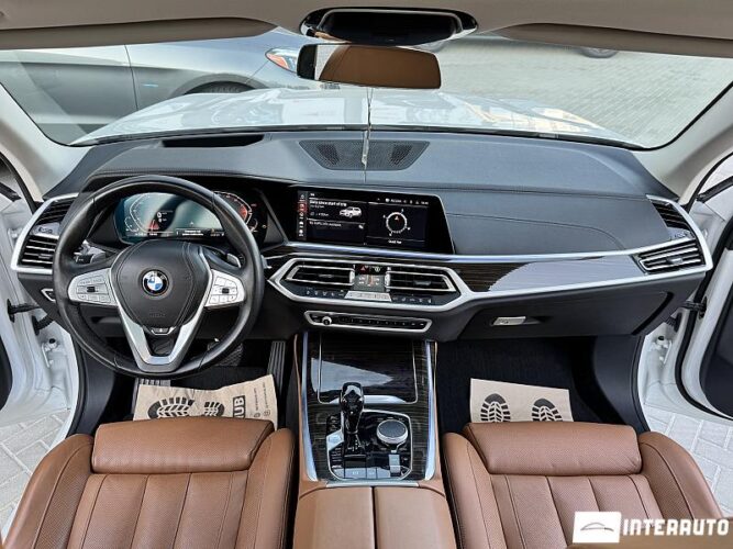 BMW X7 4.0i 47 interauto-car
