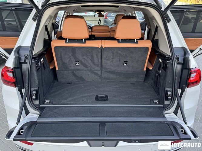BMW X7 4.0i 72 interauto-car