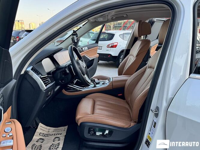 BMW X7 4.0i 46 interauto-car