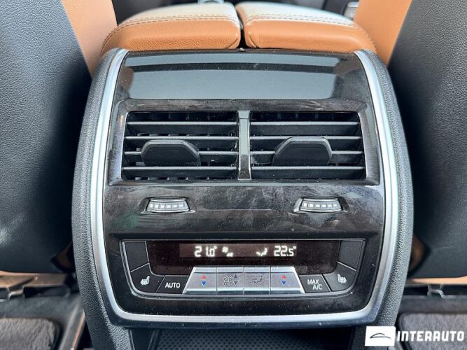 BMW X7 4.0i 67 interauto-car