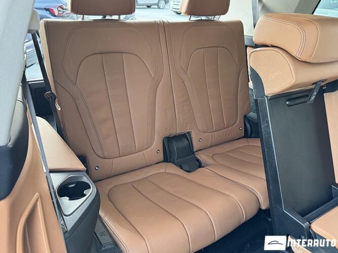 BMW X7 4.0i 56 interauto-car