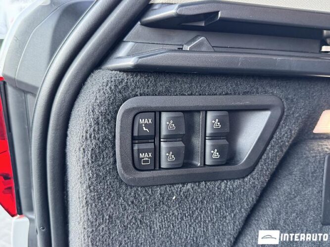 BMW X7 4.0i 69 interauto-car