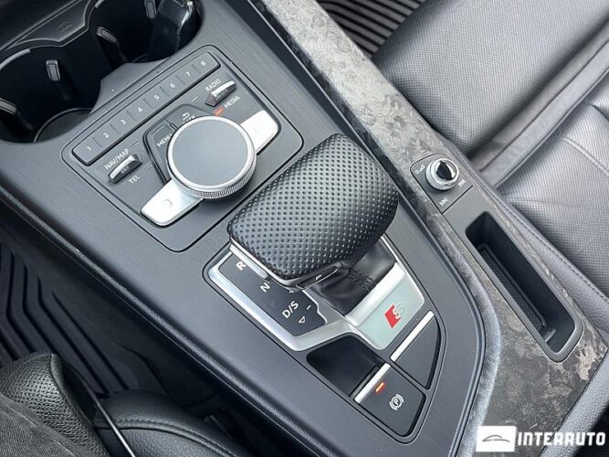 Audi A4 53 interauto-car