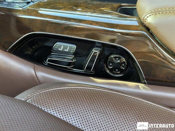 Audi A8 59 interauto-car