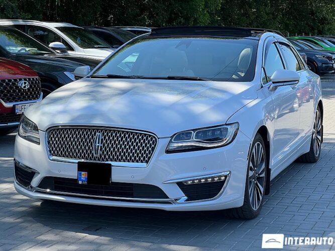 Lincoln MKZ 35 interauto-car