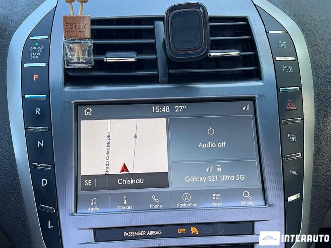 Lincoln MKZ 50 interauto-car