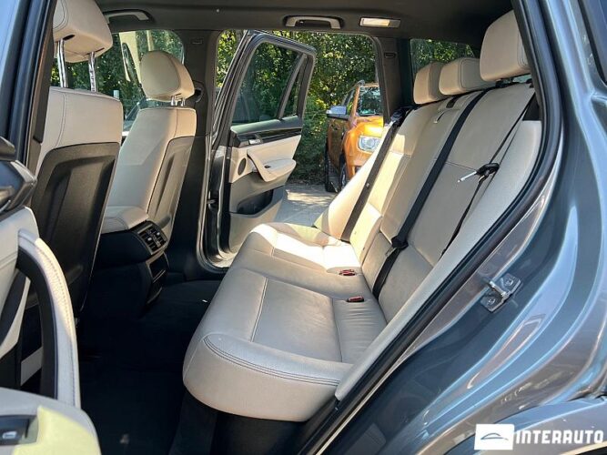 BMW X3 2.0D 42 interauto-car