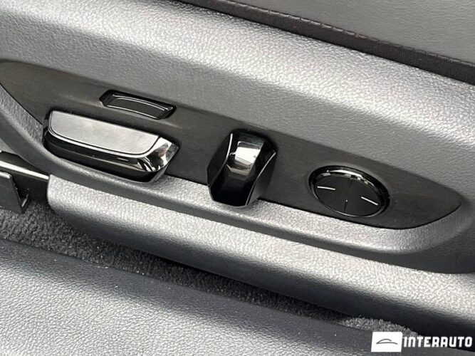 Lexus ES 300h 54 interauto-car