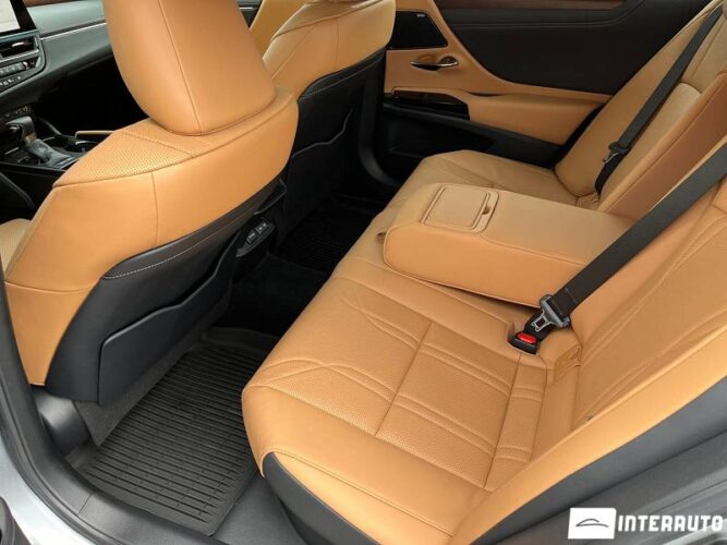 Lexus ES 300h 57 interauto-car
